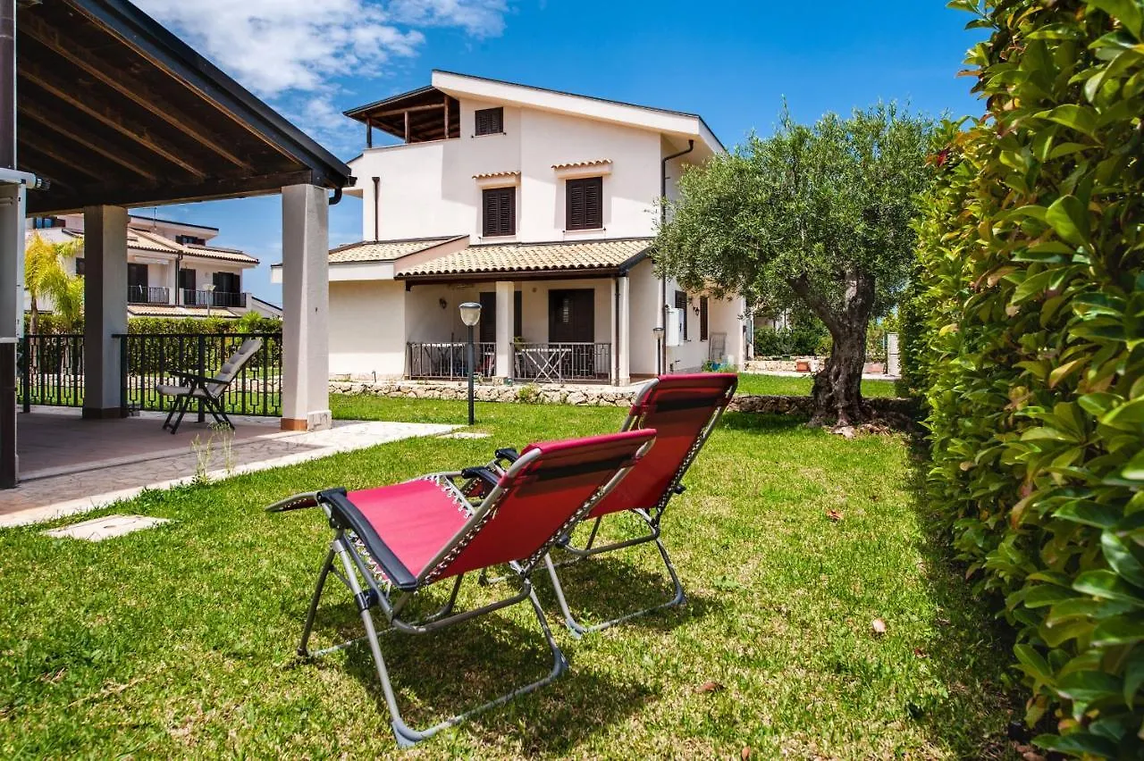 Casa Isola Con Giardino By Wonderful Italy Villa Syracuse