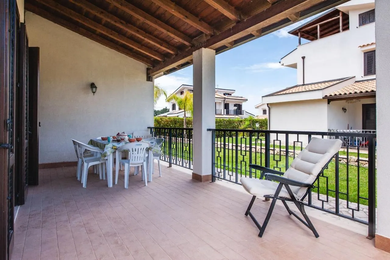 Holiday home Casa Isola Con Giardino By Wonderful Italy Villa Syracuse